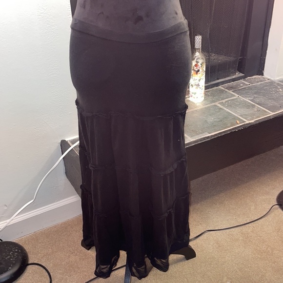 Ann Taylor Loft Black Maxi Ruffle Skirt - Picture 3 of 12